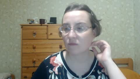Snapshot of smart_rose chatting on 04/05/26, 12:41 smart_rose online show from 04/05/26, 12:41
