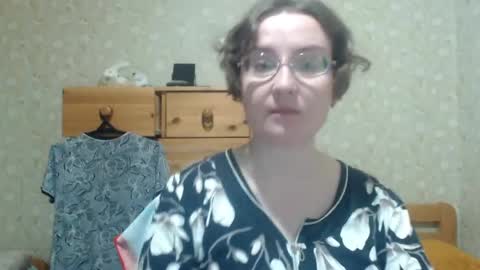Snapshot of smart_rose chatting on 04/15/26, 04:58 smart_rose online show from 04/15/26, 04:58