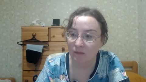 Snapshot of smart_rose chatting on 04/19/26, 04:28 smart_rose online show from 04/19/26, 04:28