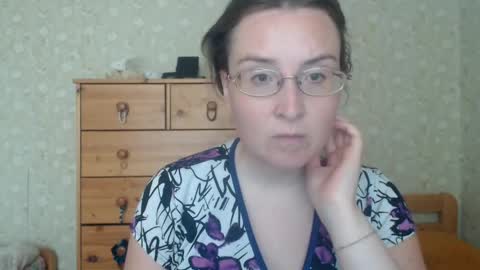 Snapshot of smart_rose chatting on 05/12/26, 02:25 smart_rose online show from 05/12/26, 02:25