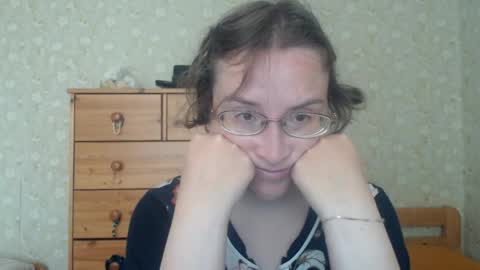 Snapshot of smart_rose chatting on 05/17/26, 02:24 smart_rose online show from 05/17/26, 02:24