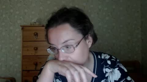 Snapshot of smart_rose chatting on 06/18/26, 09:14 smart_rose online show from 06/18/26, 09:14