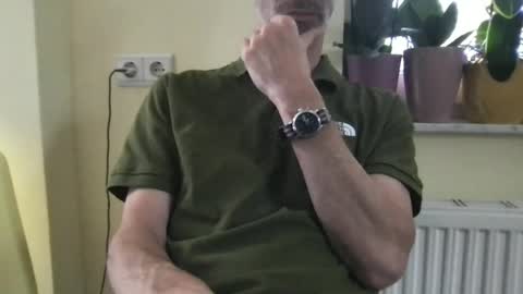Snapshot of smart_sex69 chatting on 06/12/26, 02:16 smart_sex69 online show from 06/12/26, 02:16