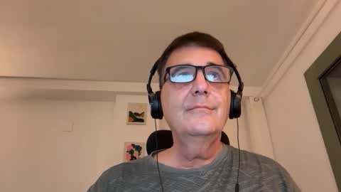 Snapshot of smcuckoldcouple chatting on 11/16/25, 05:29 Cuckold Couple online show from 11/16/25, 05:29