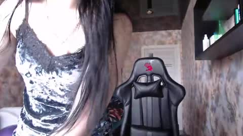 smile_cute_fox online show from 05/31/26, 03:04