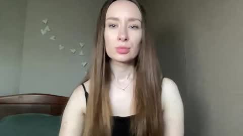 Snapshot of smilequeen_ chatting on 10/28/25, 08:07 smilequeen_ online show from 10/28/25, 08:07