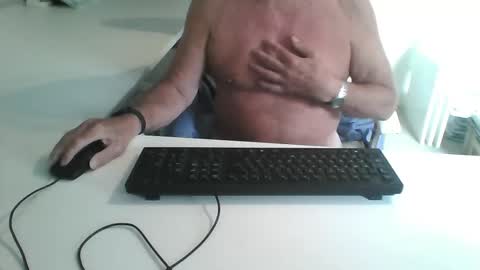 George online show from 10/20/25, 03:01