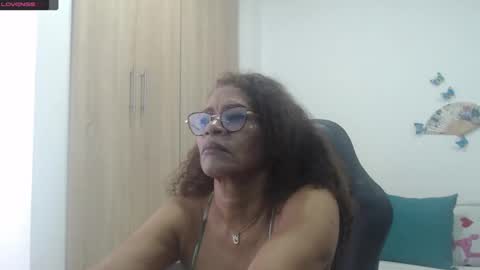 Smileth online show from 01/29/25, 11:51