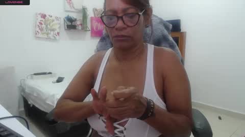 Smileth online show from 09/19/25, 02:29