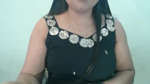 Snapshot of smiley_queen99 chatting on 04/25/26, 08:06 smiley online show from 04/25/26, 08:06