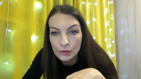 smiling_lexa online show from 11/17/25, 05:08