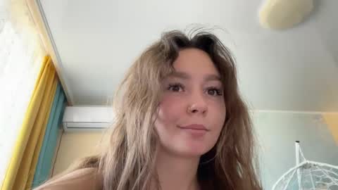 smiling_riddle online show from 05/05/26, 07:27