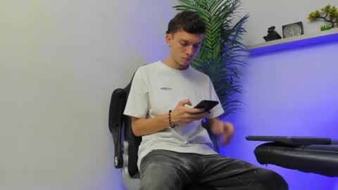 SMIT  online show from 12/05/24, 03:59