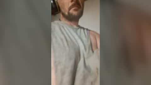 Snapshot of smith1872 chatting on 06/22/26, 03:20 smith1872 online show from 06/22/26, 03:20