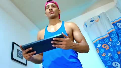 Snapshot of smith_fitness chatting on 06/27/26, 03:28 Smith Fitness online show from 06/27/26, 03:28