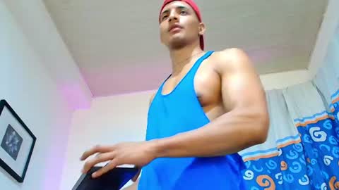 Snapshot of smith_fitness chatting on 07/22/26, 01:47 Smith Fitness online show from 07/22/26, 01:47