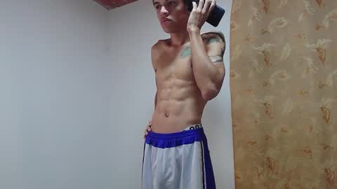 Snapshot of smith_gael chatting on 12/18/25, 11:05 Smith Gael online show from 12/18/25, 11:05