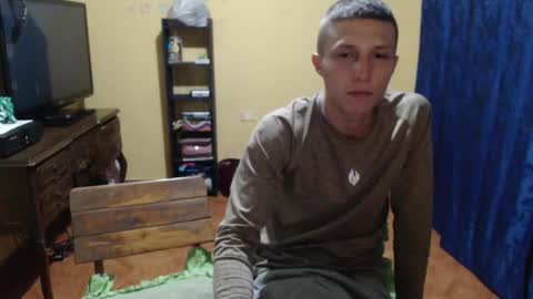 Snapshot of smith_lechosoxxx chatting on 09/23/25, 03:20 smith_lechosoxxx online show from 09/23/25, 03:20