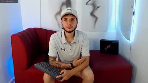Snapshot of smith_luxes777 chatting on 03/11/26, 12:38 777 online show from 03/11/26, 12:38