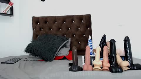 Smithdara online show from 01/12/25, 05:24
