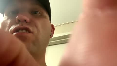 Snapshot of smoke4daddy chatting on 09/21/25, 08:16 Smoke4Daddy online show from 09/21/25, 08:16