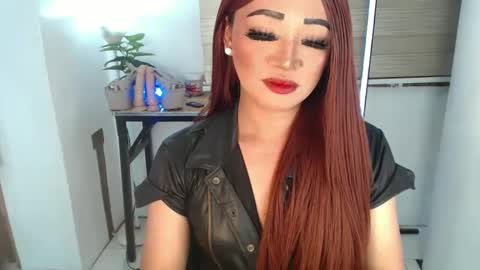 Amanda online show from 12/29/24, 01:34