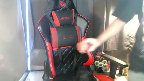 Amanda online show from 11/24/25, 12:43