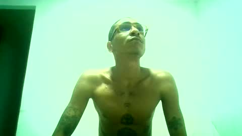 Snapshot of smokepurxxx chatting on 02/09/26, 01:20 smokepurxxx online show from 02/09/26, 01:20