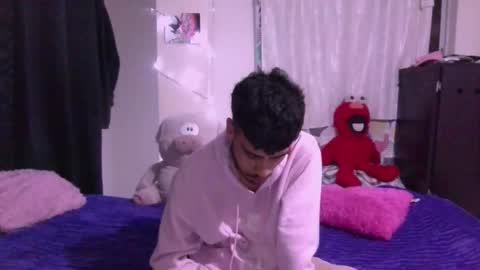 Snapshot of smoker00teddybear chatting on 09/13/25, 08:03 teddy online show from 09/13/25, 08:03