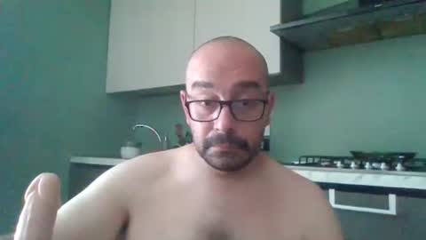 Snapshot of smoker985 chatting on 07/09/26, 11:36 smoker985 online show from 07/09/26, 11:36