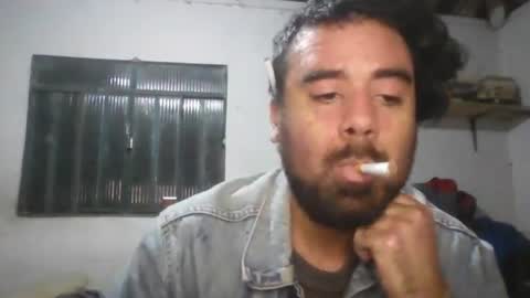 Snapshot of smokers_lounge chatting on 06/13/26, 11:35 smokers_lounge online show from 06/13/26, 11:35