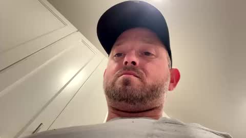 smokeymt420 online show from 10/19/25, 04:24