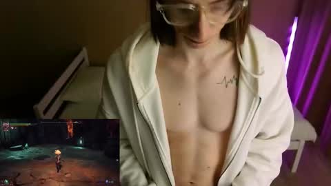 Snapshot of smokin7sexy7style chatting on 09/22/25, 01:24 Matt Daemon online show from 09/22/25, 01:24