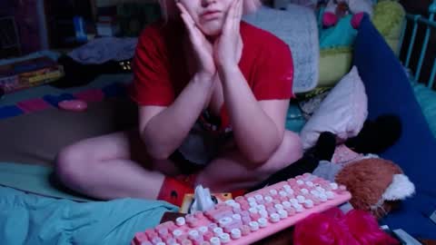 Snapshot of smokydian chatting on 01/07/25, 04:48 DIAN dee-ann online show from 01/07/25, 04:48