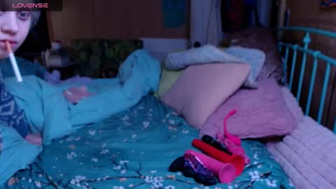 Snapshot of smokydian chatting on 02/11/25, 08:15 DIAN dee-ann online show from 02/11/25, 08:15