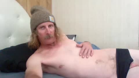 Snapshot of smokymcpotdick chatting on 01/18/26, 06:06 smokymcpotdick online show from 01/18/26, 06:06