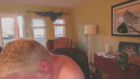 Snapshot of smokymountanman chatting on 11/04/25, 10:20 smokymountanman online show from 11/04/25, 10:20