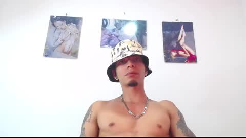 Daniel Aston online show from 10/12/25, 12:09