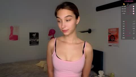 Eva online show from 10/15/25, 08:36