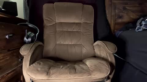 Dick online show from 10/05/25, 04:27