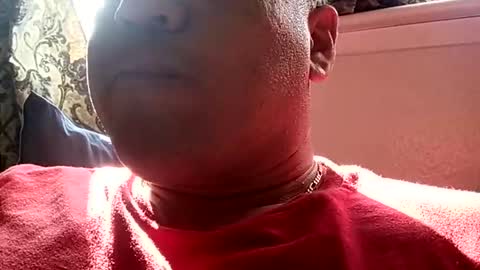 Snapshot of smoothstrik3r chatting on 01/01/25, 10:13 smoothstrik3r online show from 01/01/25, 10:13