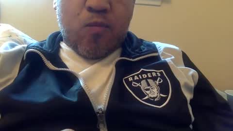 Snapshot of smoothstrik3r chatting on 01/11/25, 06:12 smoothstrik3r online show from 01/11/25, 06:12