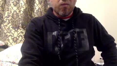 Snapshot of smoothstrik3r chatting on 01/18/25, 02:36 smoothstrik3r online show from 01/18/25, 02:36