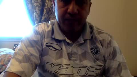 Snapshot of smoothstrik3r chatting on 02/21/25, 06:04 smoothstrik3r online show from 02/21/25, 06:04