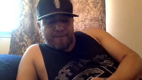 Snapshot of smoothstrik3r chatting on 10/10/25, 05:23 smoothstrik3r online show from 10/10/25, 05:23