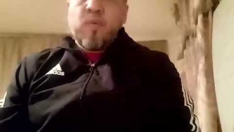 Snapshot of smoothstrik3r chatting on 10/27/25, 01:04 smoothstrik3r online show from 10/27/25, 01:04