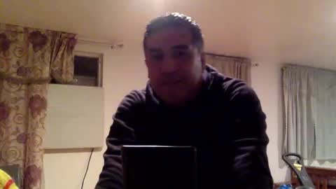 Snapshot of smoothstrik3r chatting on 10/29/25, 12:18 smoothstrik3r online show from 10/29/25, 12:18