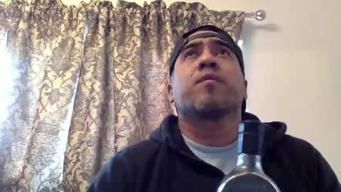 Snapshot of smoothstrik3r chatting on 11/14/25, 05:55 smoothstrik3r online show from 11/14/25, 05:55