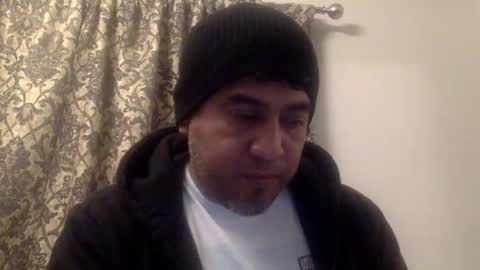 Snapshot of smoothstrik3r chatting on 11/17/25, 02:01 smoothstrik3r online show from 11/17/25, 02:01