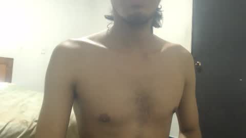 Snapshot of snackontime19 chatting on 11/14/25, 04:22 snackontime19 online show from 11/14/25, 04:22